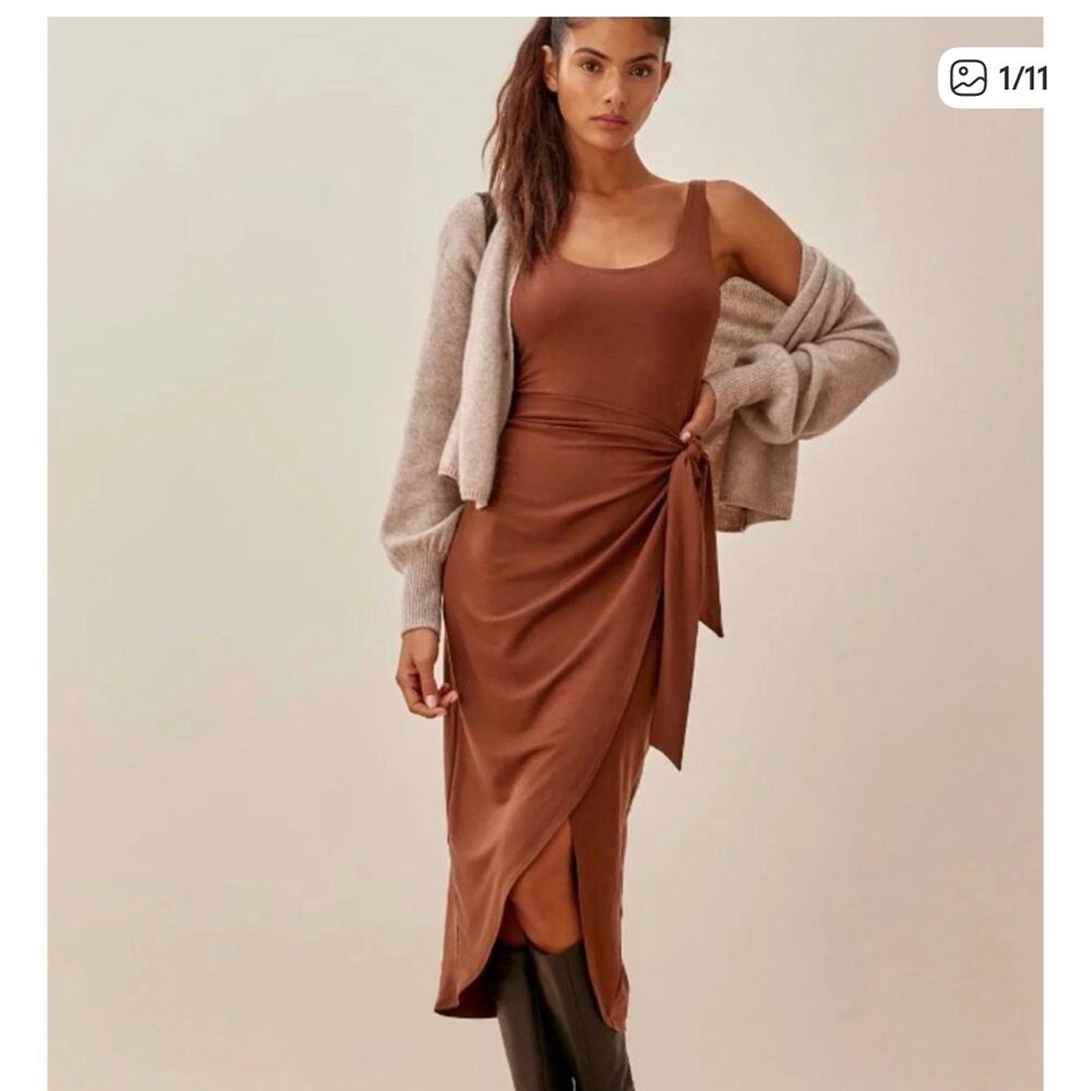 Reformation Rust Brown Tie-Waist Scoop Midi Dress